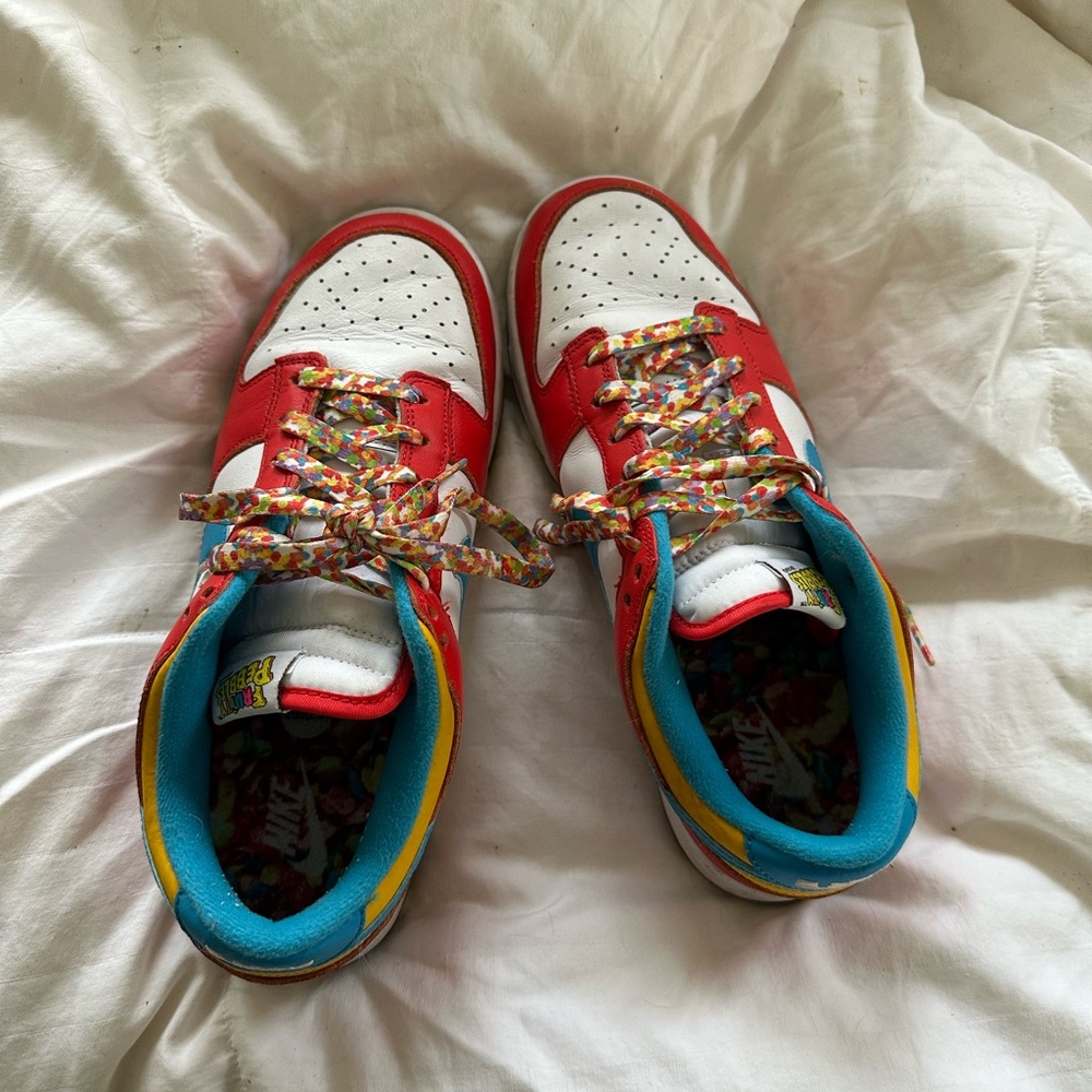 lebron james fruity pebble dunk low || size 8.5 men’s 10 women’s